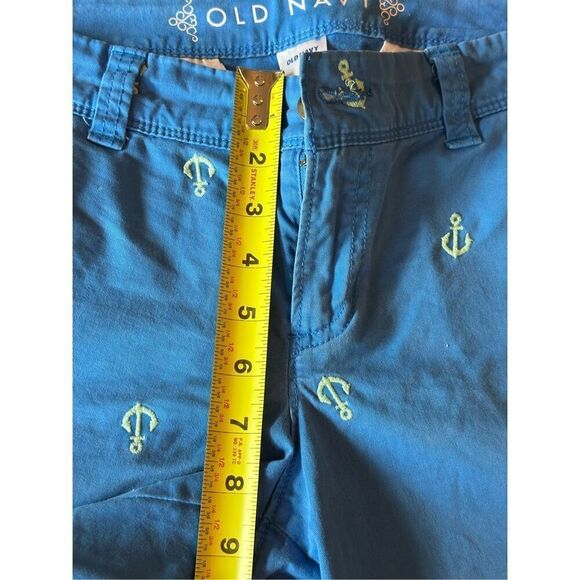 Old Navy Nautical Capri pants - Picture 3 of 7